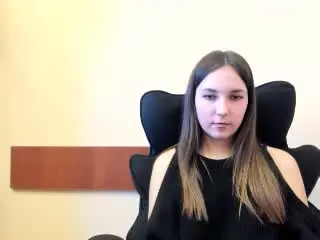 SilviiaGloss  live sex cam