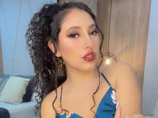 AmaraDeLux  live sex cam
