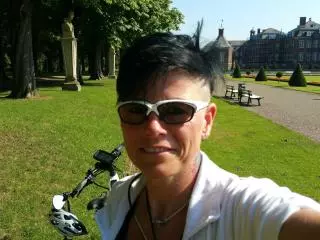 Molly-Sun  live sex cam