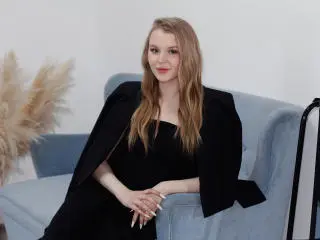 SnezhanaMeir  live sex cam
