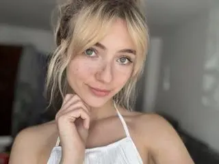 LuciaWild  live sex cam