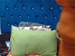 SexyyLoola  live sex cam