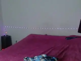 KrisGarner  live sex cam