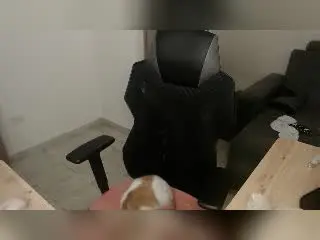 KrisGarner  live sex cam