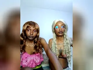 MaleenaAndLuma  live sex cam