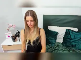 CatrinLips  live sex cam