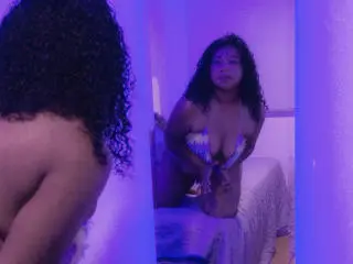 XairaRuiz  live sex cam