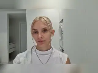 ErmelindaFlowers  live sex cam
