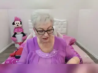 KayleSmoll  live sex cam