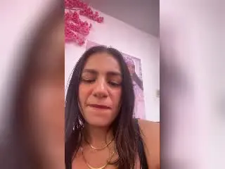 CamilleRiver  live sex cam