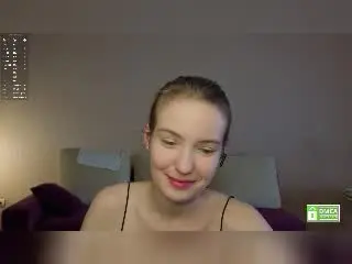 NicoleSpritzer  live sex cam
