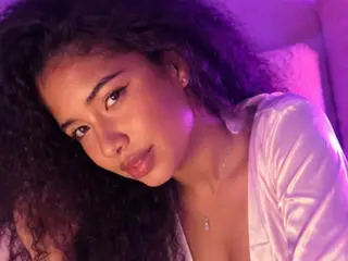 Tifannyy  live sex cam