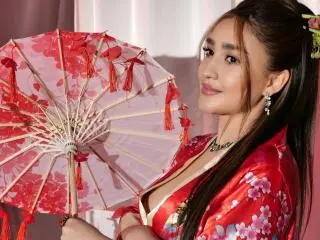 GoldenHear  live sex cam