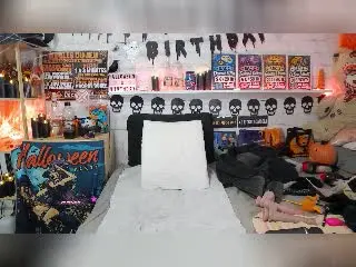 JuliaFrancaise  live sex cam