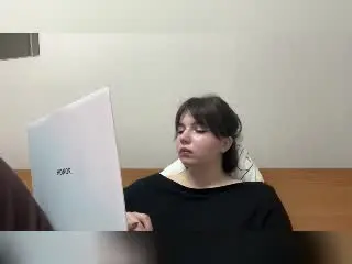 CarmonYorton  live sex cam