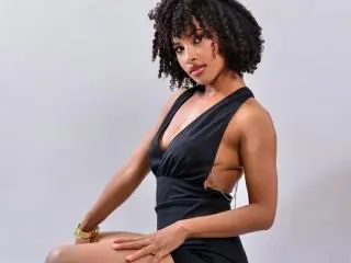 CocoMademoiselle  live sex cam