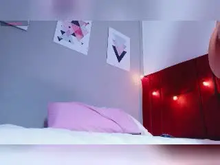 HollyCattaleiya  live sex cam