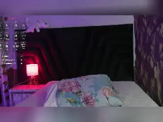 HollyCattaleiya  live sex cam