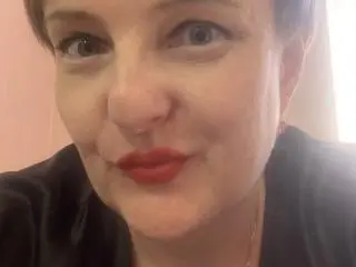 MargieEvans  live sex cam