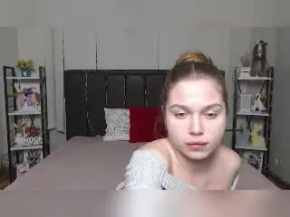 LaraPika  live sex cam