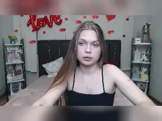 LaraPika  live sex cam