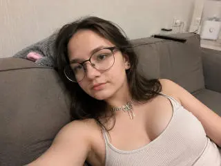 OdeliaHolen  live sex cam