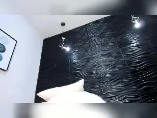KendraDiMarco  live sex cam
