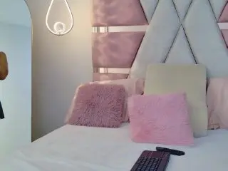 MiaColis  live sex cam