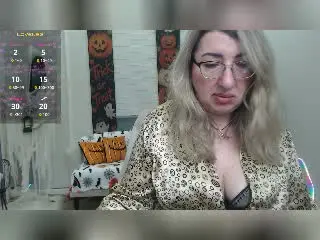HelenEnigma  live sex cam