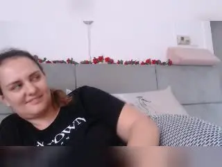 CurvySweetGirl  live sex cam