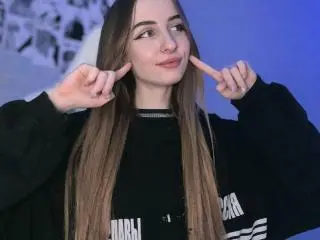 CuttiCrystal  live sex cam