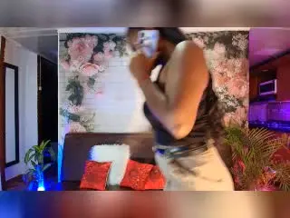 Caylin  live sex cam