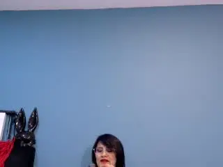DonnaJones  live sex cam
