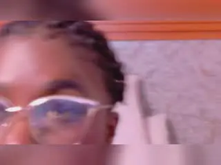 Kinkyandsavage  live sex cam