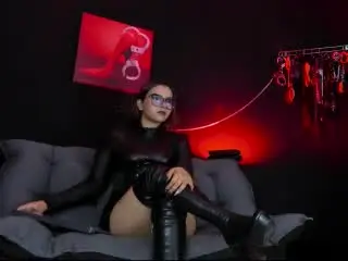 IsabelleStones  live sex cam