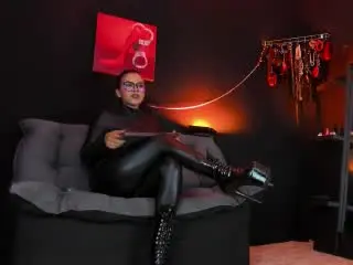 IsabelleStones  live sex cam