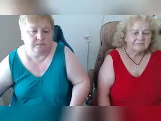 HelenAndChristy  live sex cam