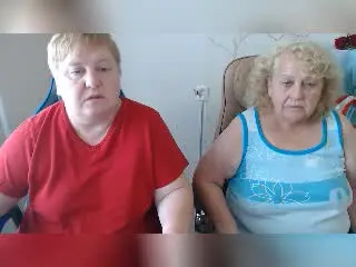 HelenAndChristy  live sex cam