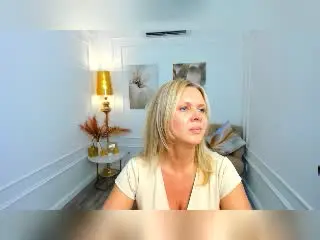 AgathaKlouin  live sex cam