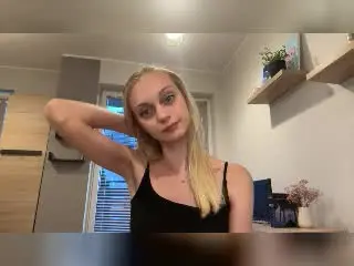 EarnestineKendzierski  live sex cam