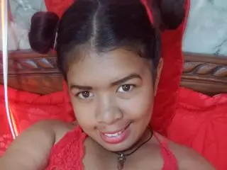 MariahSquirting69  live sex cam