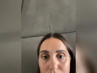 Elionoria  live sex cam