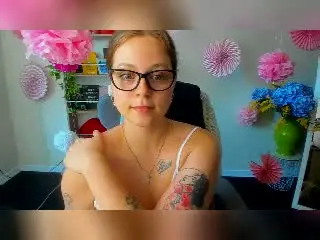 KarKutie  live sex cam