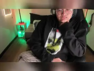 LuckyLeahh  live sex cam