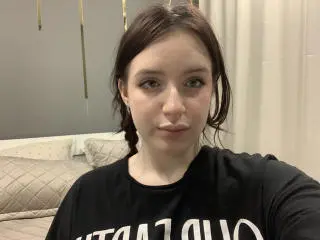 CandaceNotaro  live sex cam