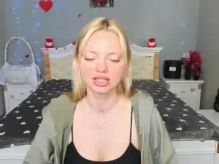 CrystalHope  live sex cam