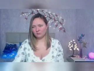 SallyVerda  live sex cam