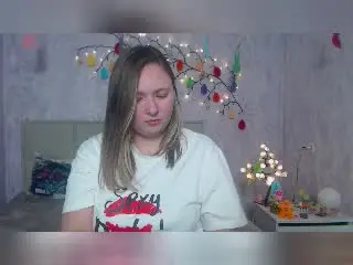 SallyVerda  live sex cam