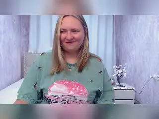 SallyVerda  live sex cam