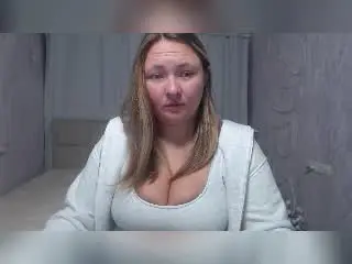 SallyVerda  live sex cam